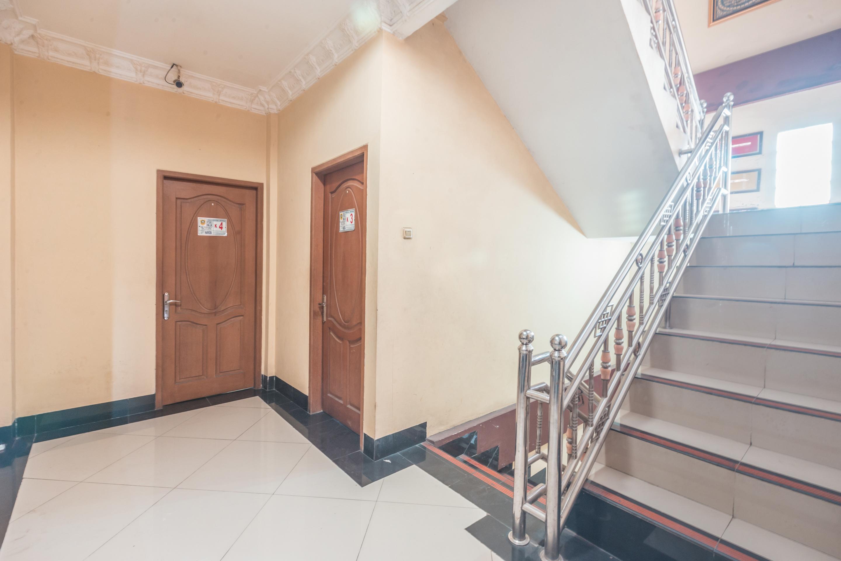 OYO 1640 Fallinda Hotel Bogor Esterno foto